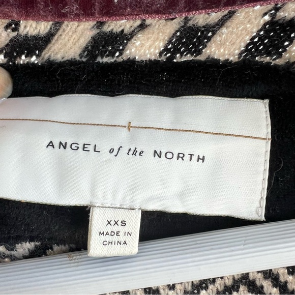 Anthropologie Angel Of The North Black and Cream Patterned Cardigan - Picture 8 of 11